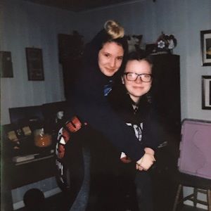 Meet your Posher, Skylar